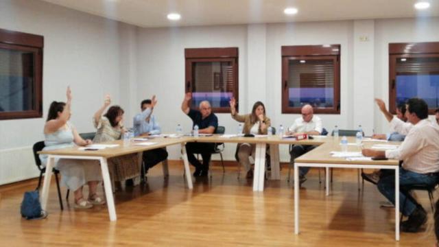 Un pleno del Ayuntamiento de Carrascal de Barregas