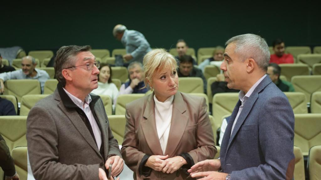 El director general de Patrimonio Natural y Política Forestal, José Ángel Arranz; y la delegada territorial de la Junta de Castilla y León en Zamora, Leticia García