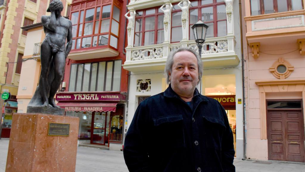 El alcalde de Zamora, Francisco Guarido, en la plaza Sagasta