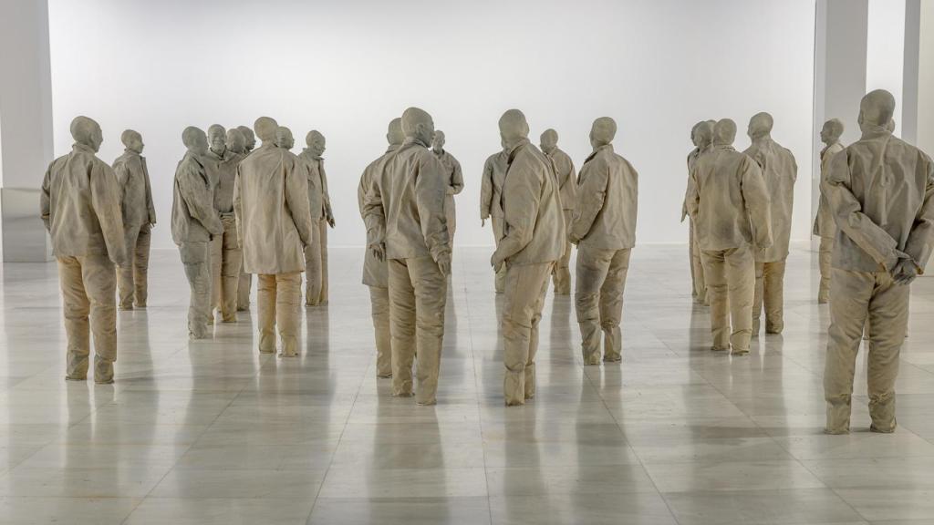 Juan Muñoz: 'Plaza', 1996. Sala Alcalá 31 / Juan Muñoz © VEGAP. Madrid, 2023