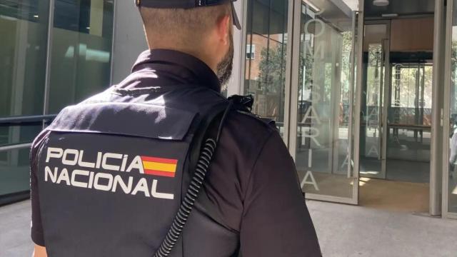 Agente de la Policía Nacional.