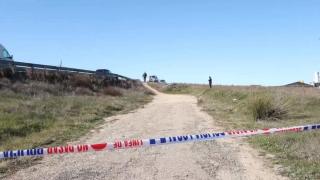 Cerco policial en la escena del crimen.