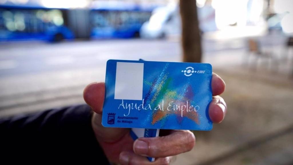 Tarjeta de transporte gratuito en Málaga.