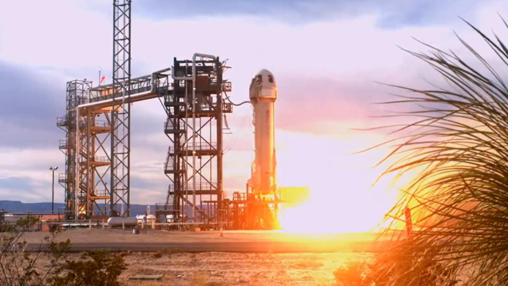 Cohete New Shepard despegando