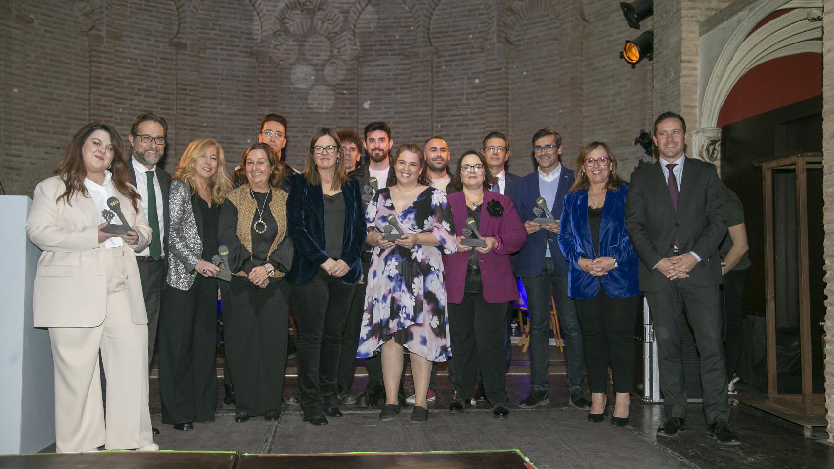 La cadena Ser calienta la Navidad con sus uvas