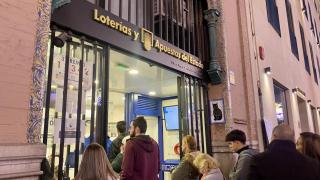 Administración de loterias El Gato Negro de Sevilla.