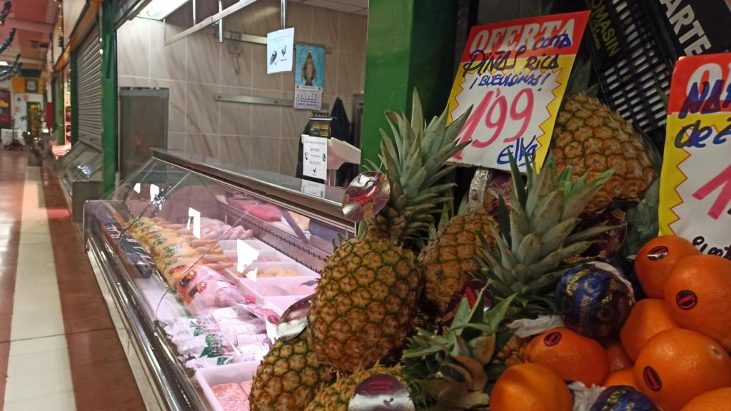 Frutas como la piña han mantenido su precio desde octubre hasta los días previos a Navidad