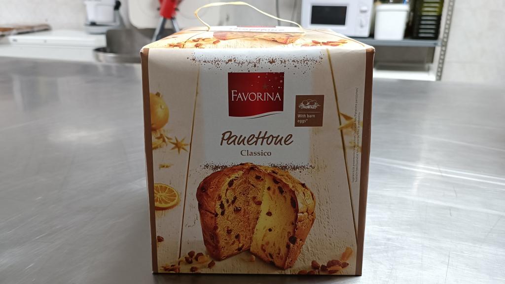 El 'panettone' de Favorina, la marca blanca de Lidl.