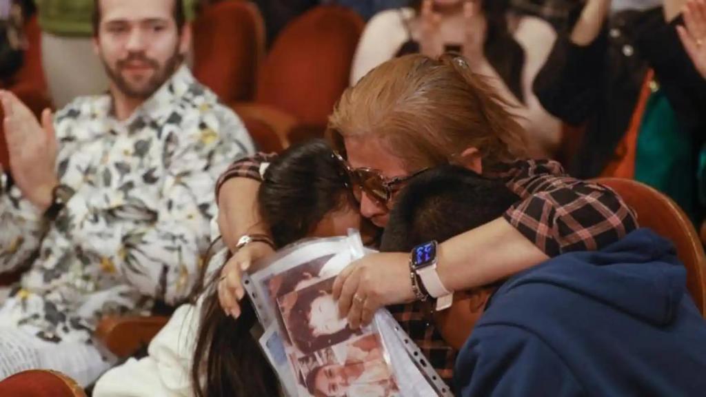 Perla, la mujer que ha ganado el Gordo en el Teatro Real.