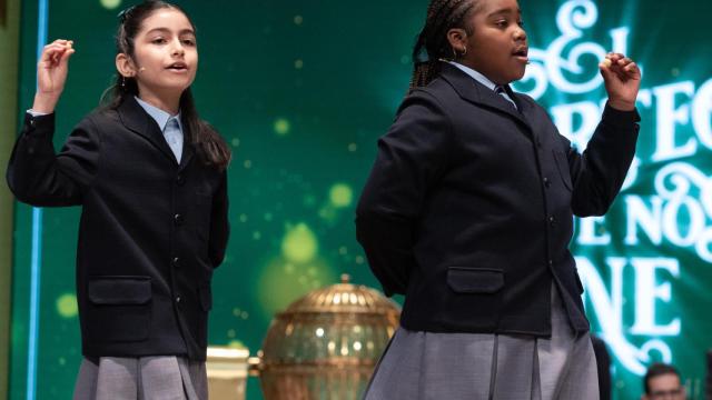 El Gordo de Navidad, el 88.008, reparte cuatro millones de euros en el Parque Alcosa.