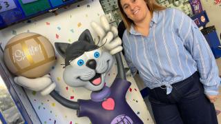 Nadia, junto a La Gata Loca.