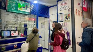 Las imágenes de la felicidad del 22 de diciembre en Málaga.