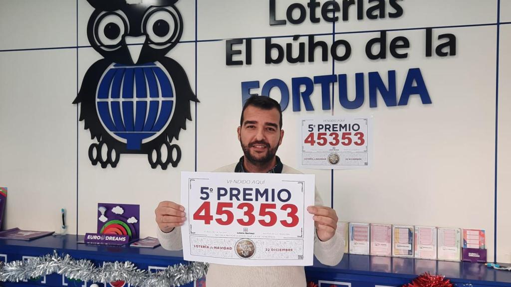 Rafa, uno de los loteros de Morón que ha vendido un quinto premio.