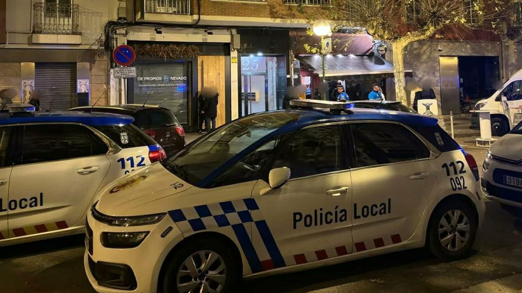 Policía Local de Burgos patrulla de noche