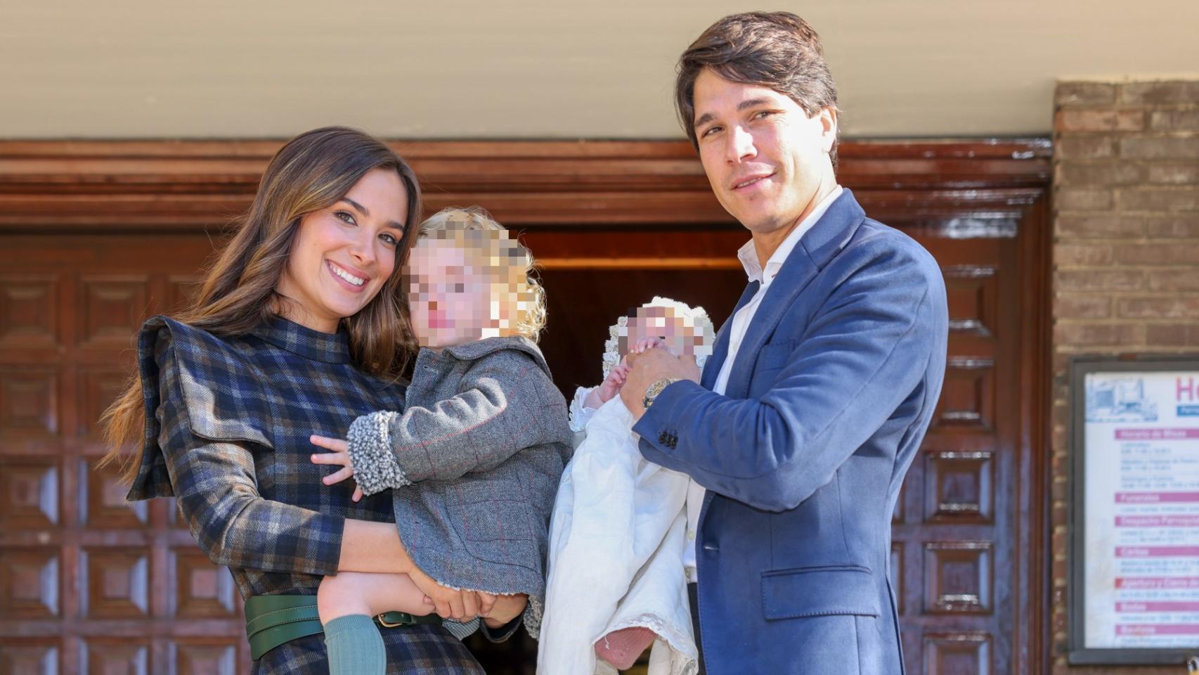 María Pombo y Pablo Castellano en el bautizo.