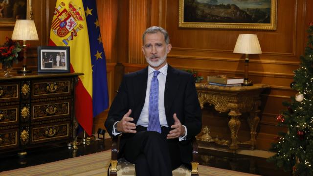 El rey Felipe VI durante su décimo discurso de Navidad en Zarzuela.