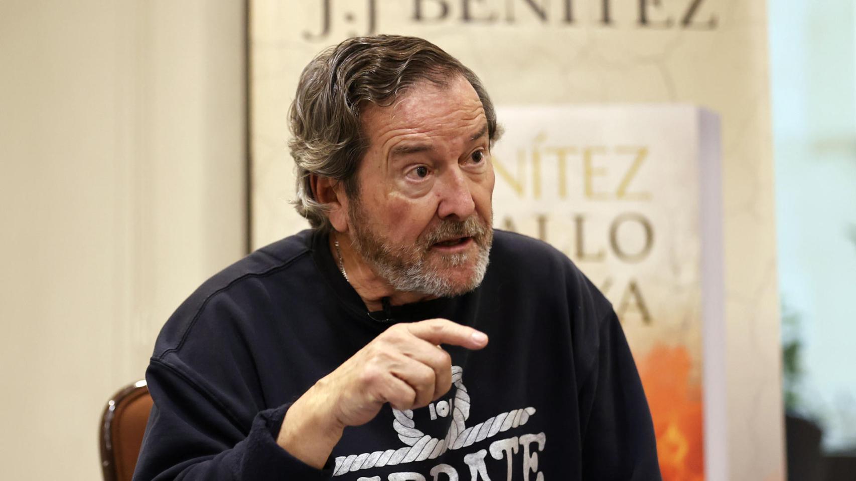 JJ Benítez en Bogotá