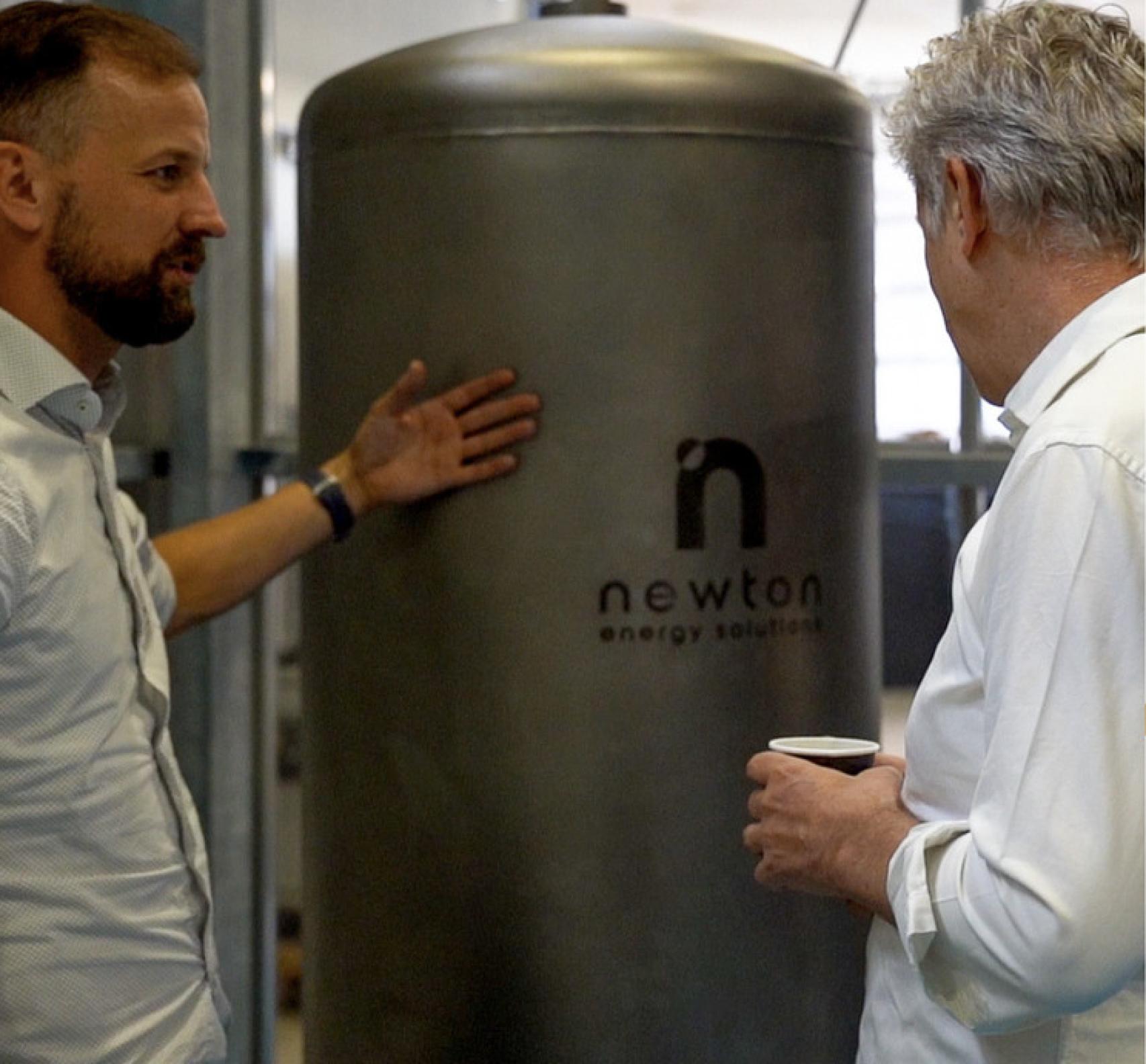 Sistema NEstore de Newton Energy Solutions.