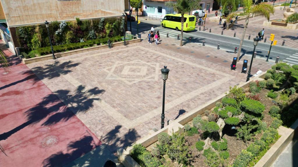 Una vista de la plaza Pepe el Boticario.