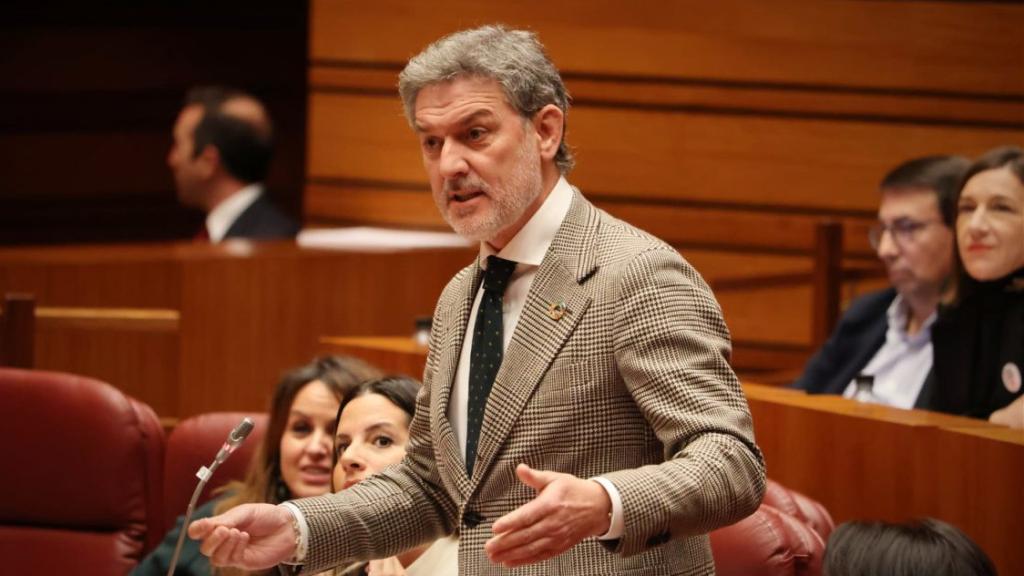 El portavoz adjunto del Grupo Parlamentario del PSOE en Castilla y León, José Luis Vázquez