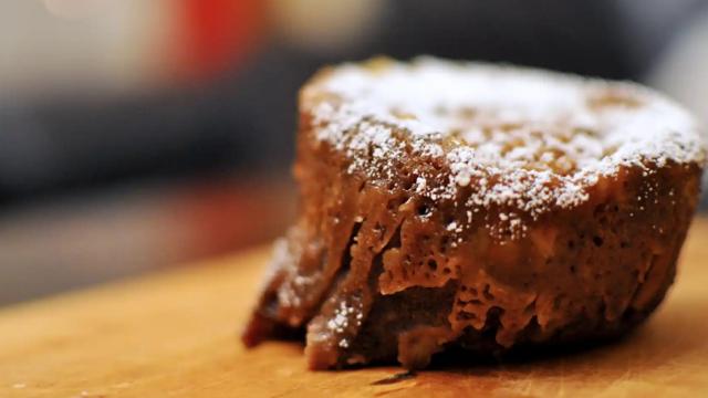 El bizcocho al microondas.