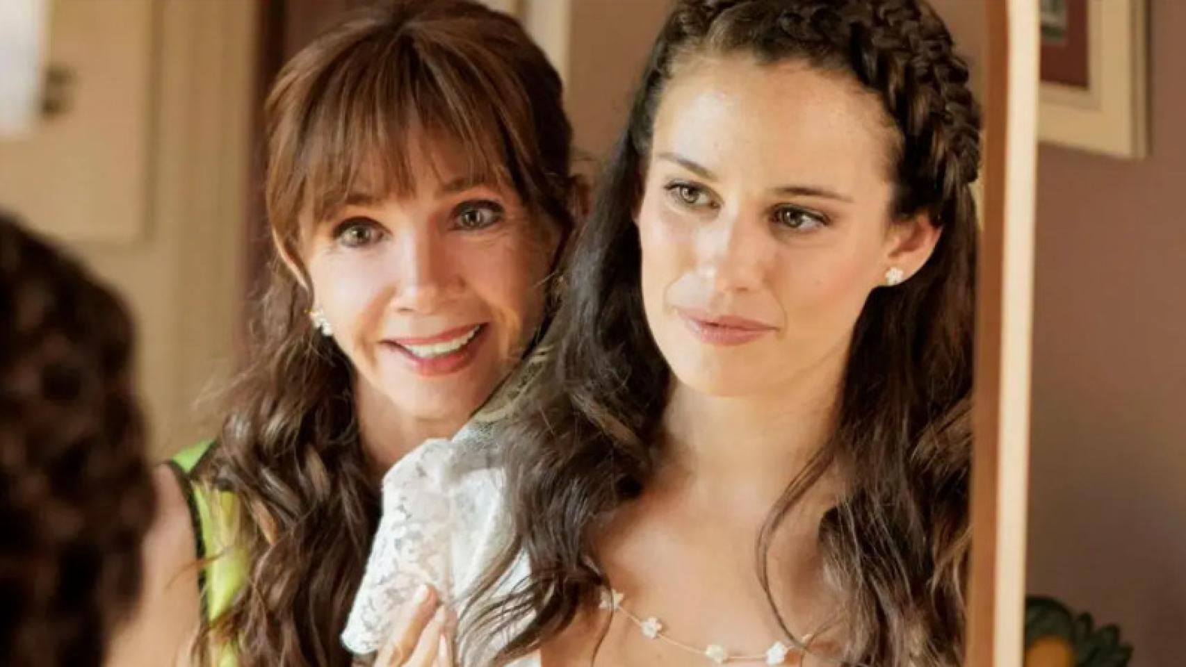 Victoria Abril y Lucie Lucas.