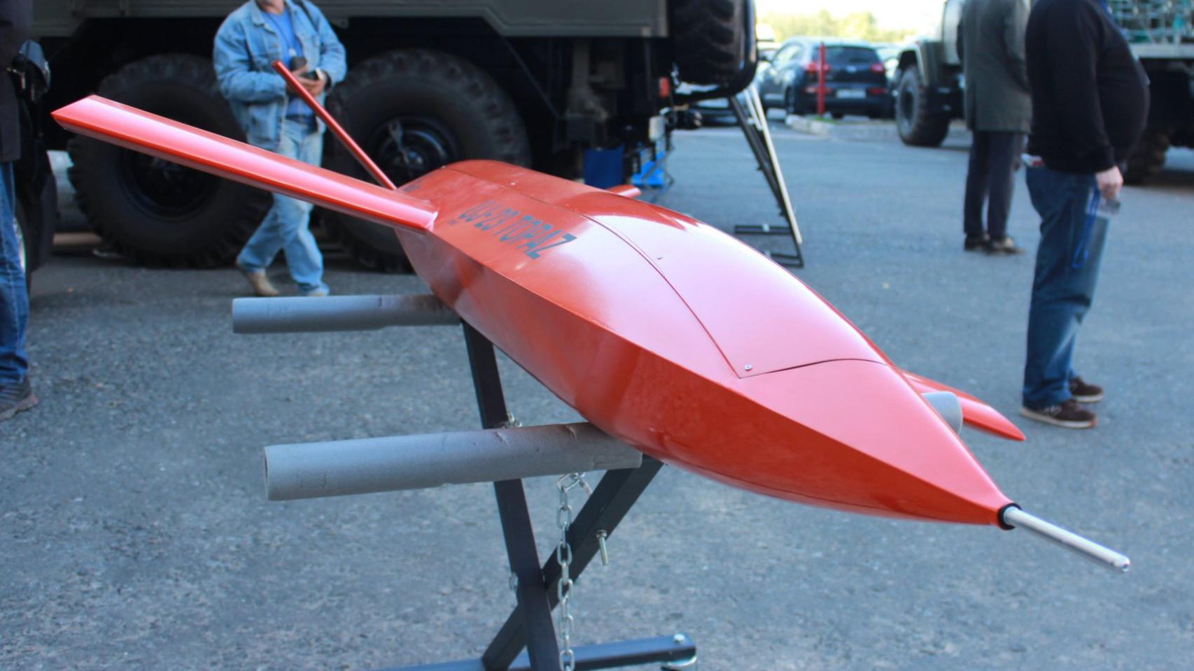 UJ-23 Topaz, dron hermano del UJ-25