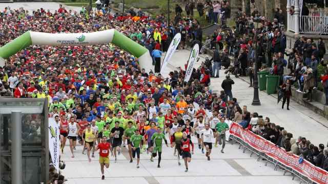 Imagen de una edición pasada de la San Silvestre en Pontevedra.