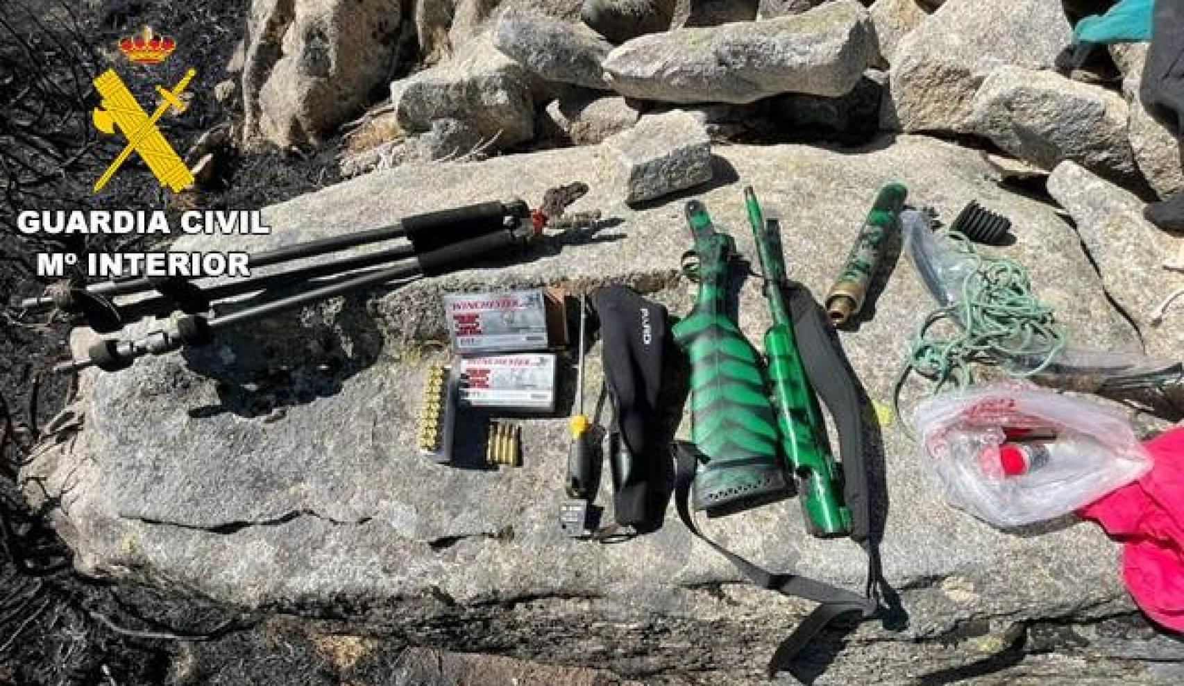 Efectos intervenidos a los detenidos por caza furtiva en Ávila