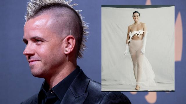 Dabiz Muñoz junto al vestido que lució Cristina Pedroche el año pasado.
