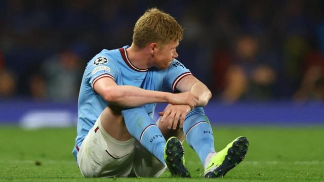 Kevin de Bruyne, lesionado sobre el césped