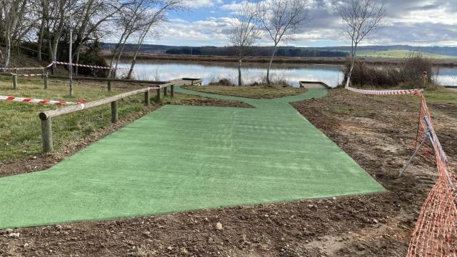 Imagen del Refugio de los Pescadores en Castronuño con el cemento