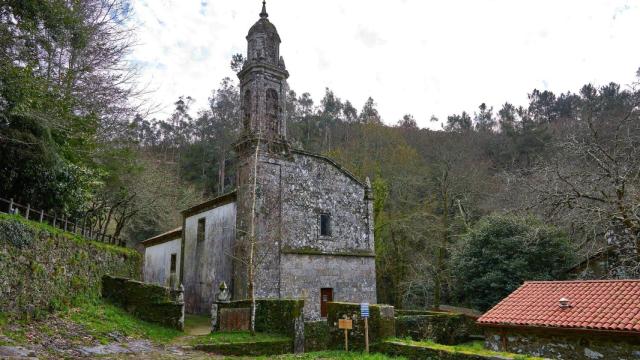 Iglesia de San Xusto de Toxosoutos, en Lousame