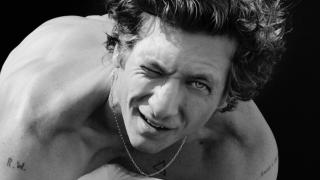 Jeremy Allen White para Calvin Klein.