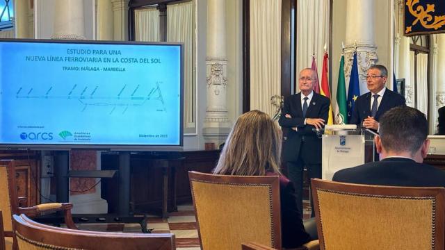 Francisco de la Torre y Francisco Salado en la presentación del estudio.