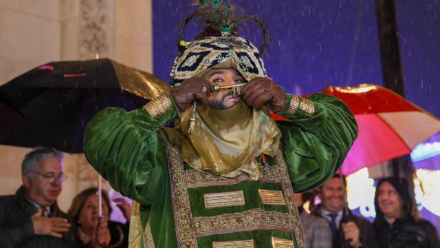 El Heraldo, ya con las llaves de Sevilla.