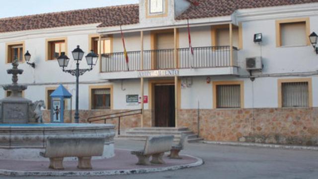 Ayuntamiento de Puebla de Almenara. Foto: Turismo CLM.