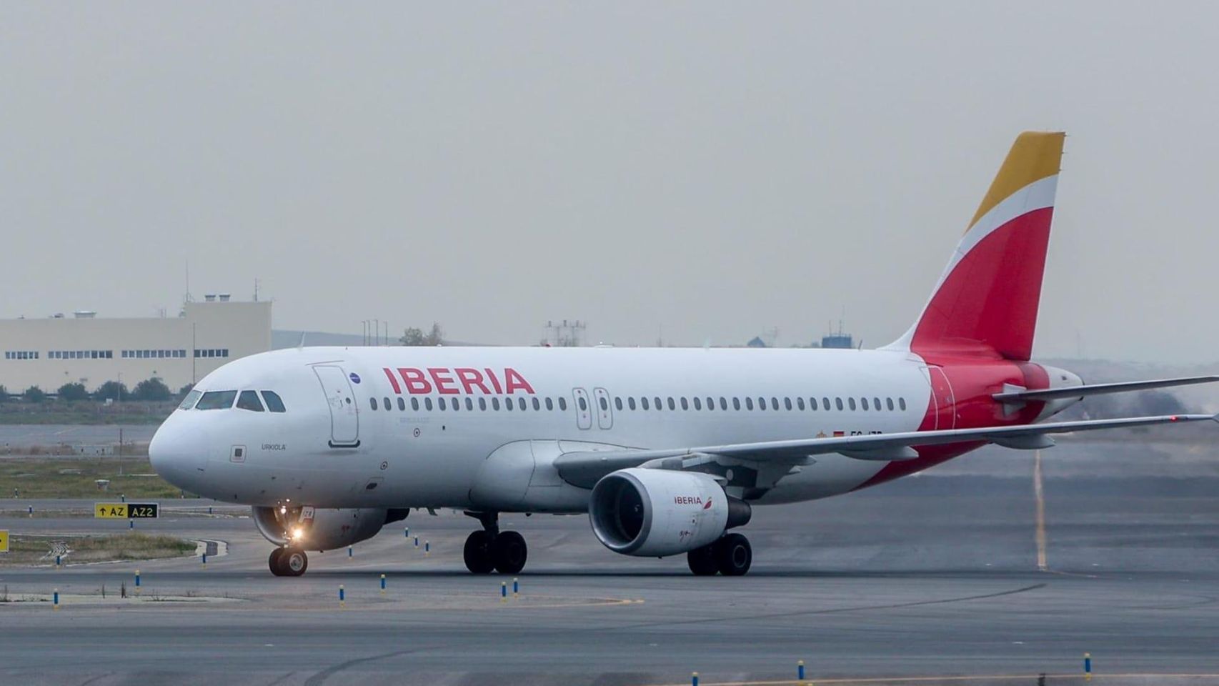 Foto de archivo de un avión de Iberia.