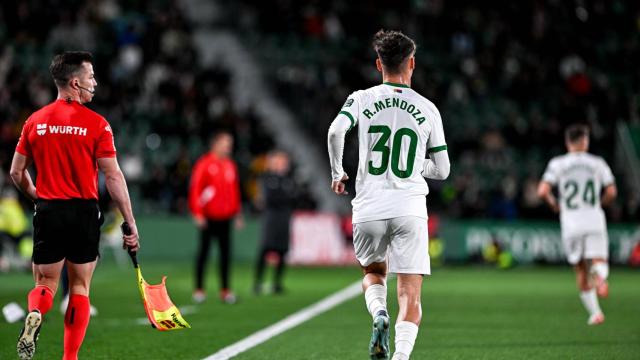 El Elche se cae de la Copa del Rey tras la derrota ante el Girona este sábado.