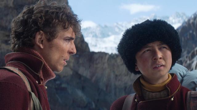 Miguel Herrán y Stanzin Gombo, en 'Valle de sombras'