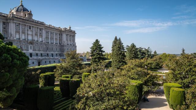 Los Jardines de Sabatini y el Palacio Real de Madrid.
