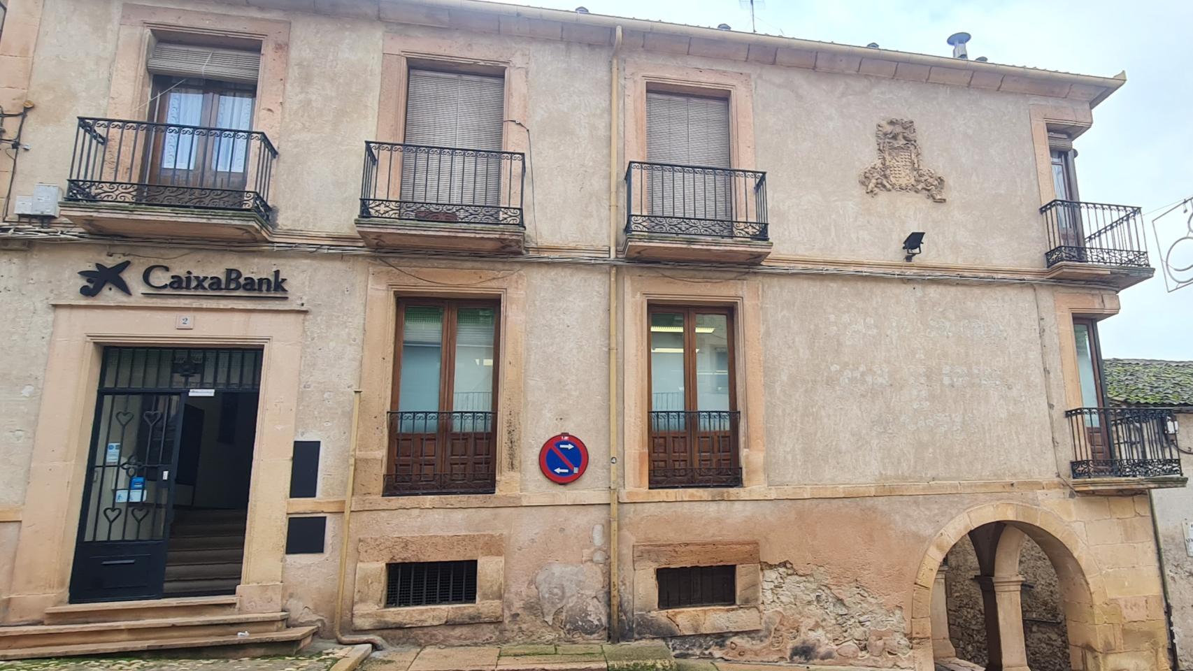 Oficina rural de CaixaBank.