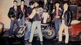 Rockers en la Movida, una historia de película: navajazos, heroína y música sin fin