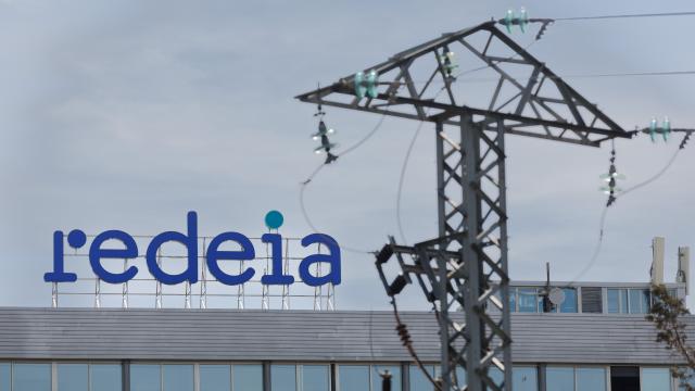 Fachada de la sede de Red Eléctrica Corporación.