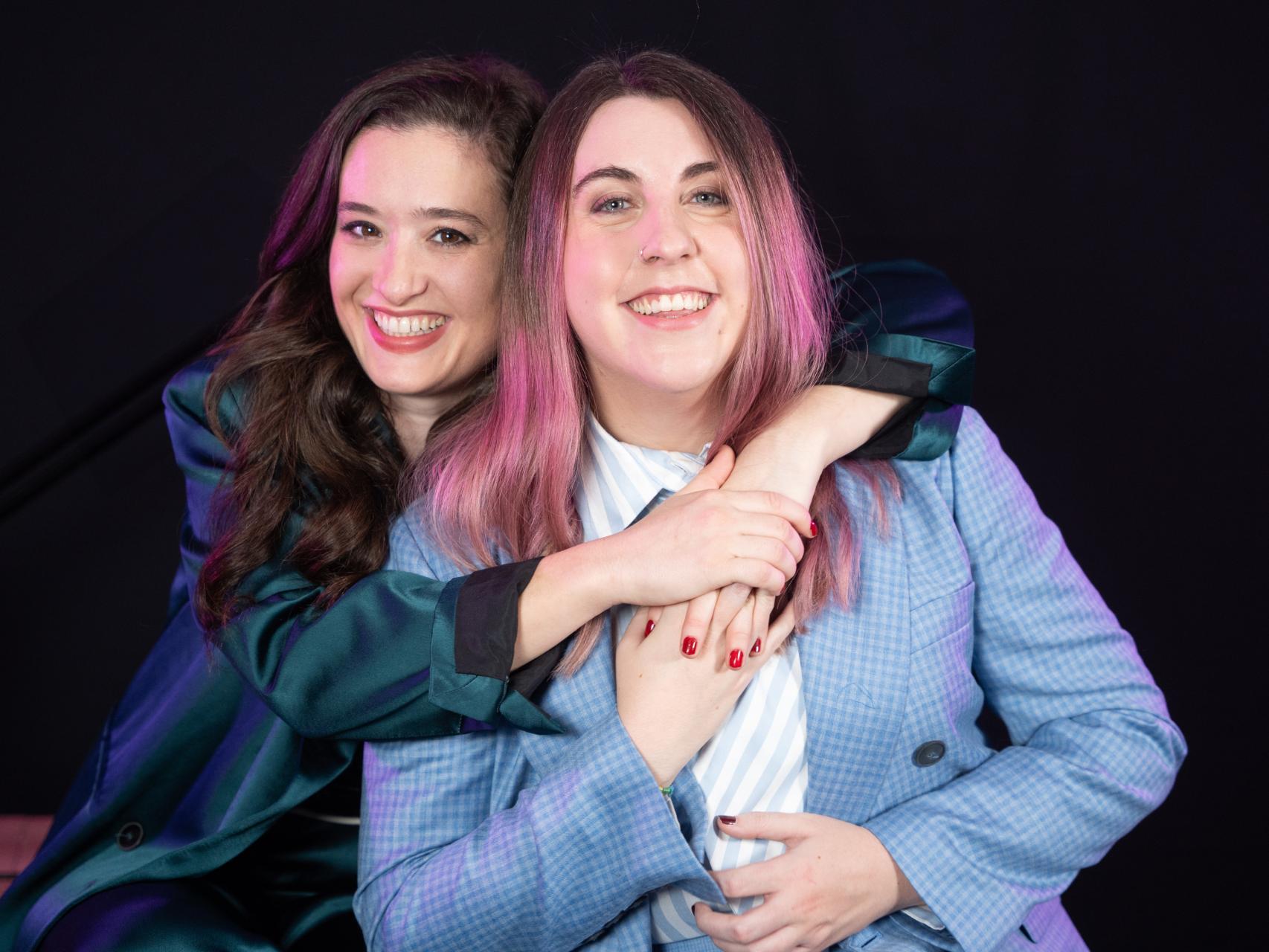 Victoria Martín y Carolina Iglesias