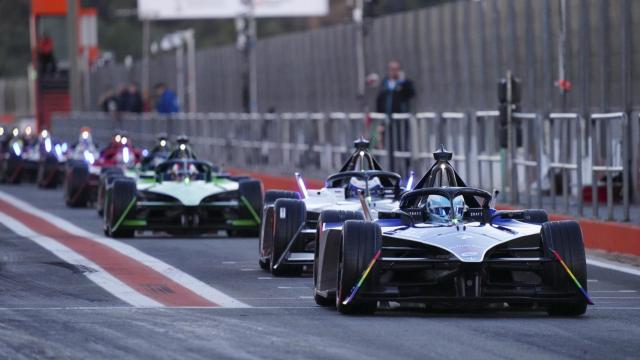 Imagen de pilotos en el Circuit Ricardo Tormo de Cheste. EE