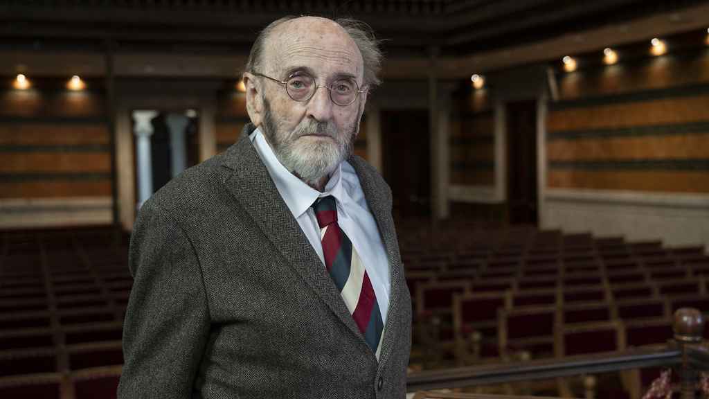 Álvaro Pombo. Foto: RAE
