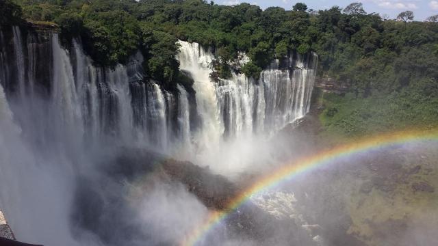 Cataratas de Kalandula, Angola