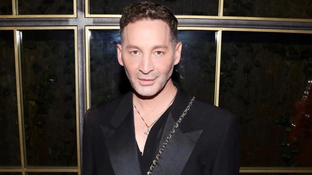 El diseñador Cristo Báñez en una imagen de sus redes sociales.