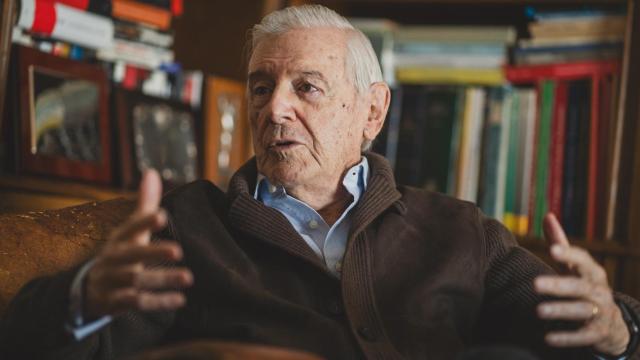 Enrique Sánchez de León fue ministro de Sanidad y Seguridad Social desde 1977 a 1979.